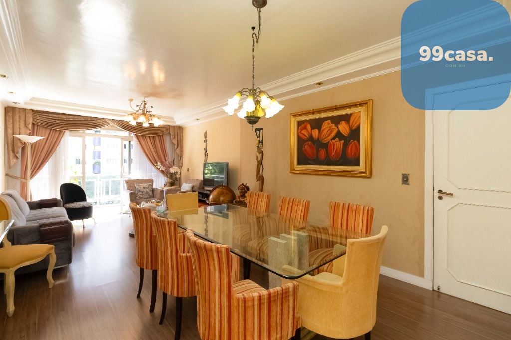 Apartamento com 3 suítes à venda no Água Verde - Curitiba PR