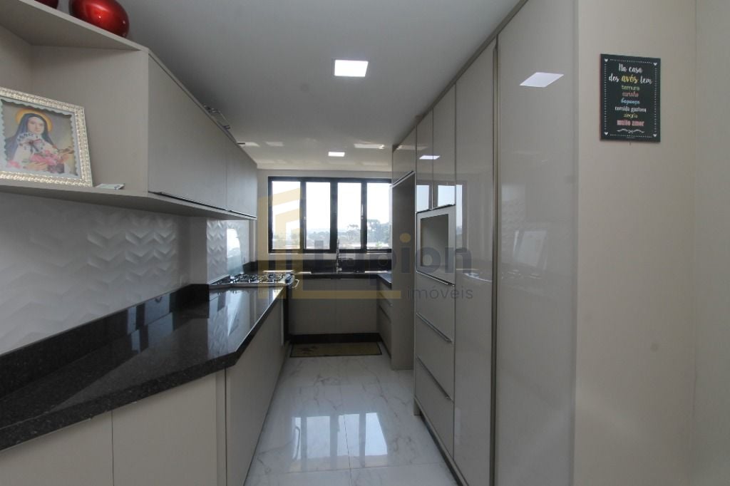 Apartamento Duplex à venda com 3 quartos, no Centro de Balsa Nova