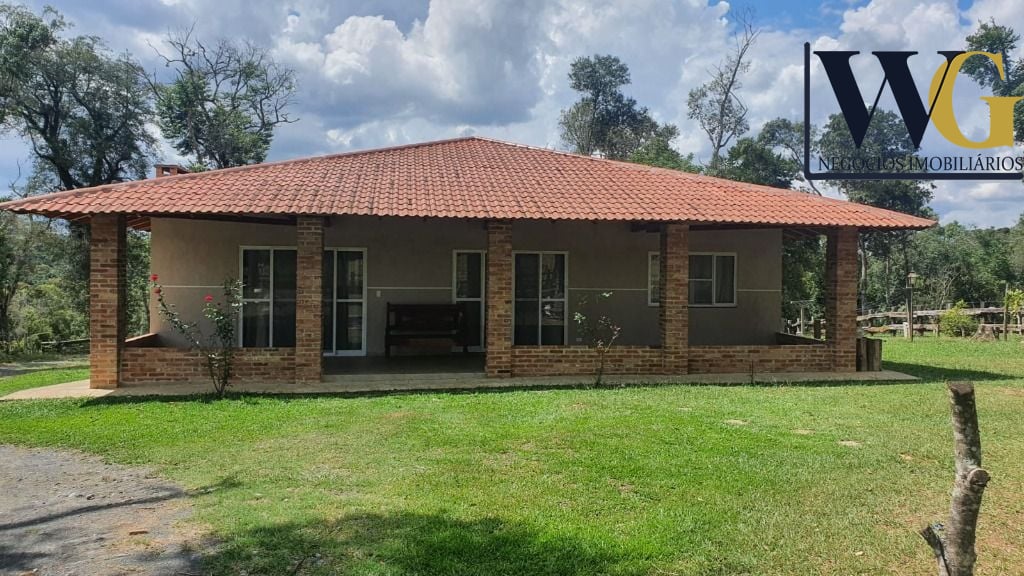 Haras à venda com 70.000 m  e casa construída em Lapa PR