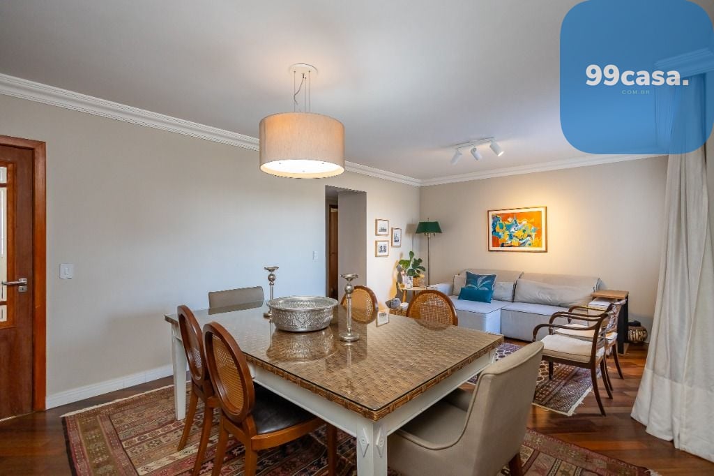 Apartamento com 3 quartos próximo da Praça do Japão - Curitiba PR