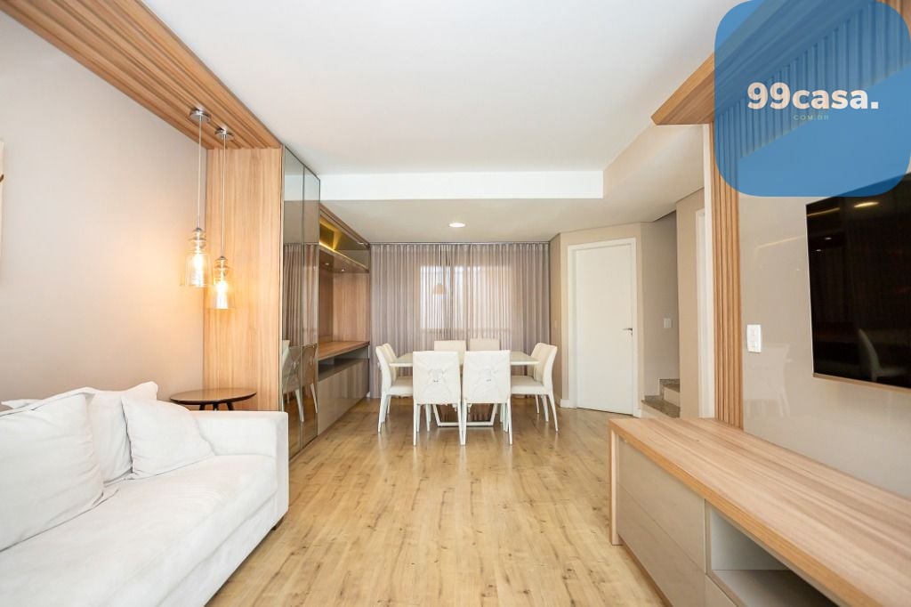 Sobrado com 3 quartos à venda, 160 m  - Boqueirão - Curitiba PR