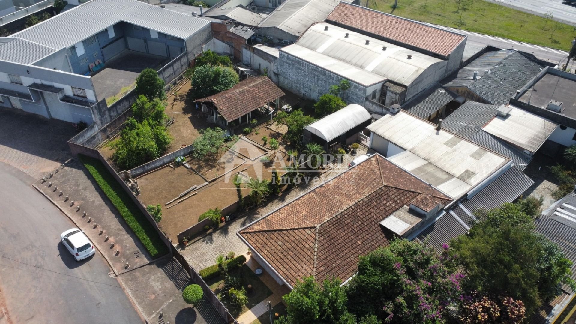 Terreno à venda,1349.00 m , pinheirinho, CURITIBA - PR        ...