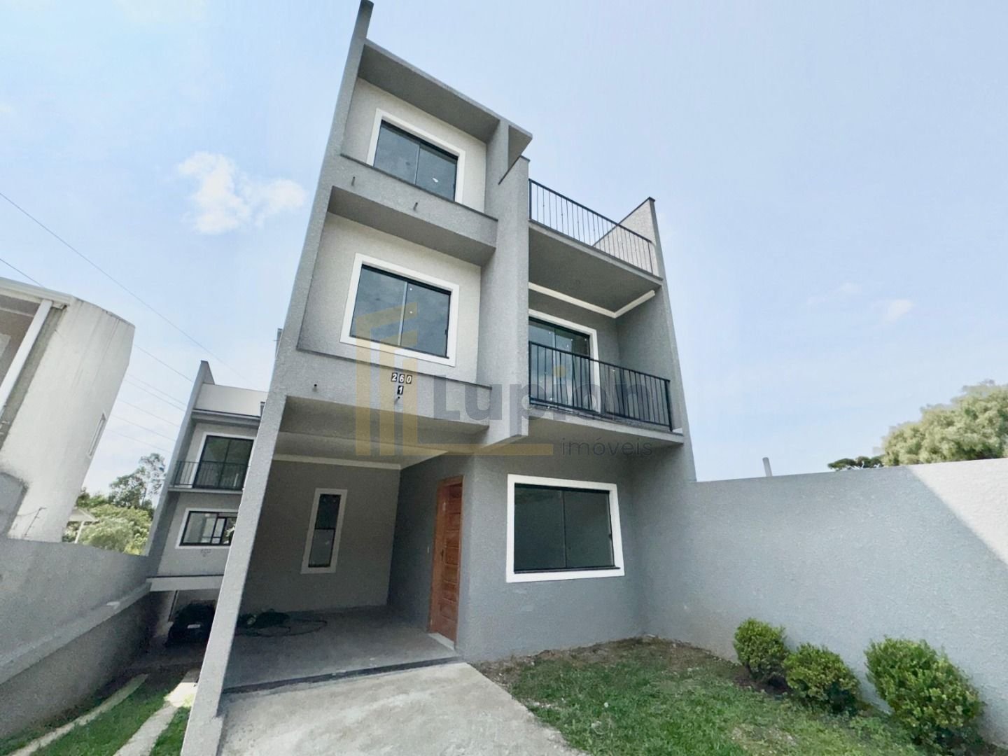 Triplex com terraço próximo a Nicolla Pellanda 