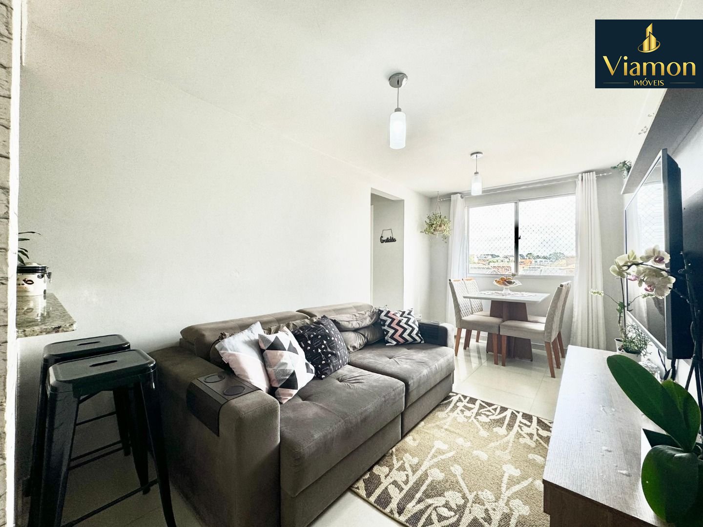 Apartamento com 2 dormitórios à venda, 46 m  por R  310.000,00...