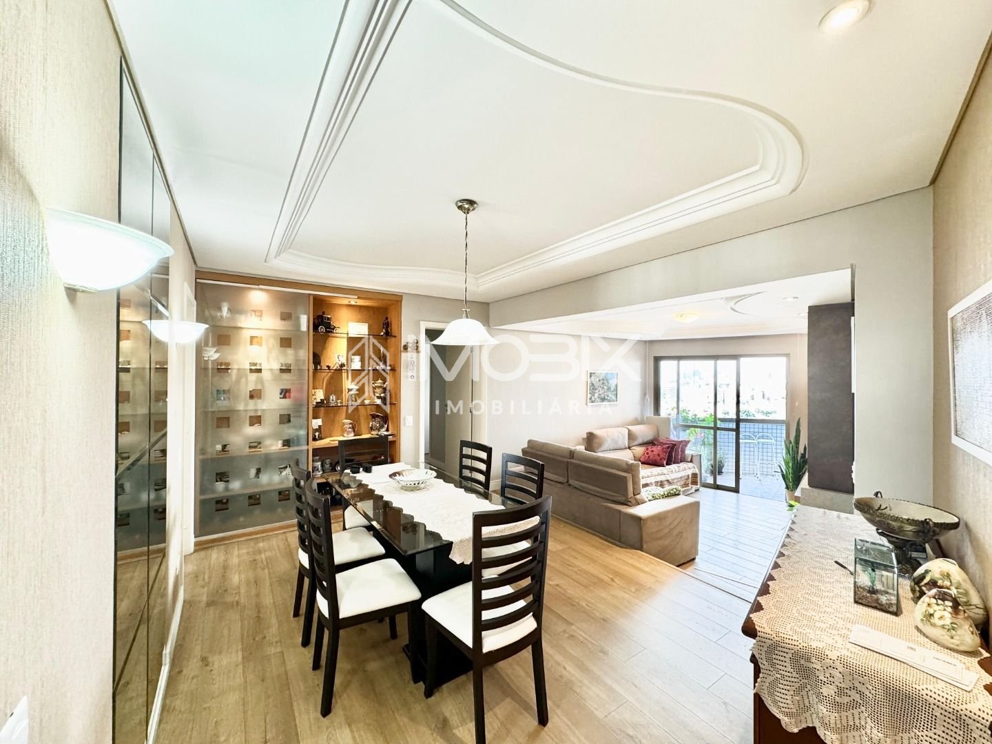 Apartamento com 3 dormitórios à venda, 131 m  por R  1.090.000...