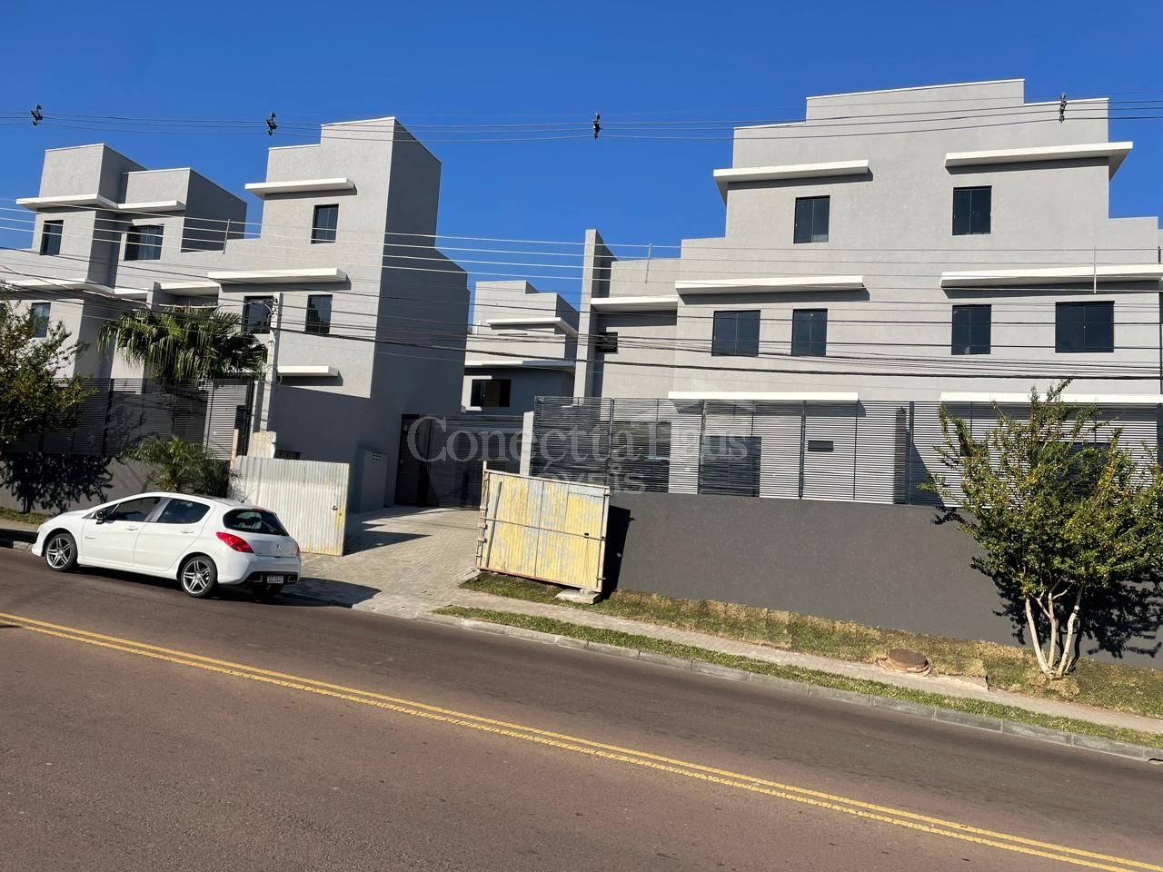 Sobrado com 3 dormitórios à venda, 95 m  por R  635.000,00 - H...