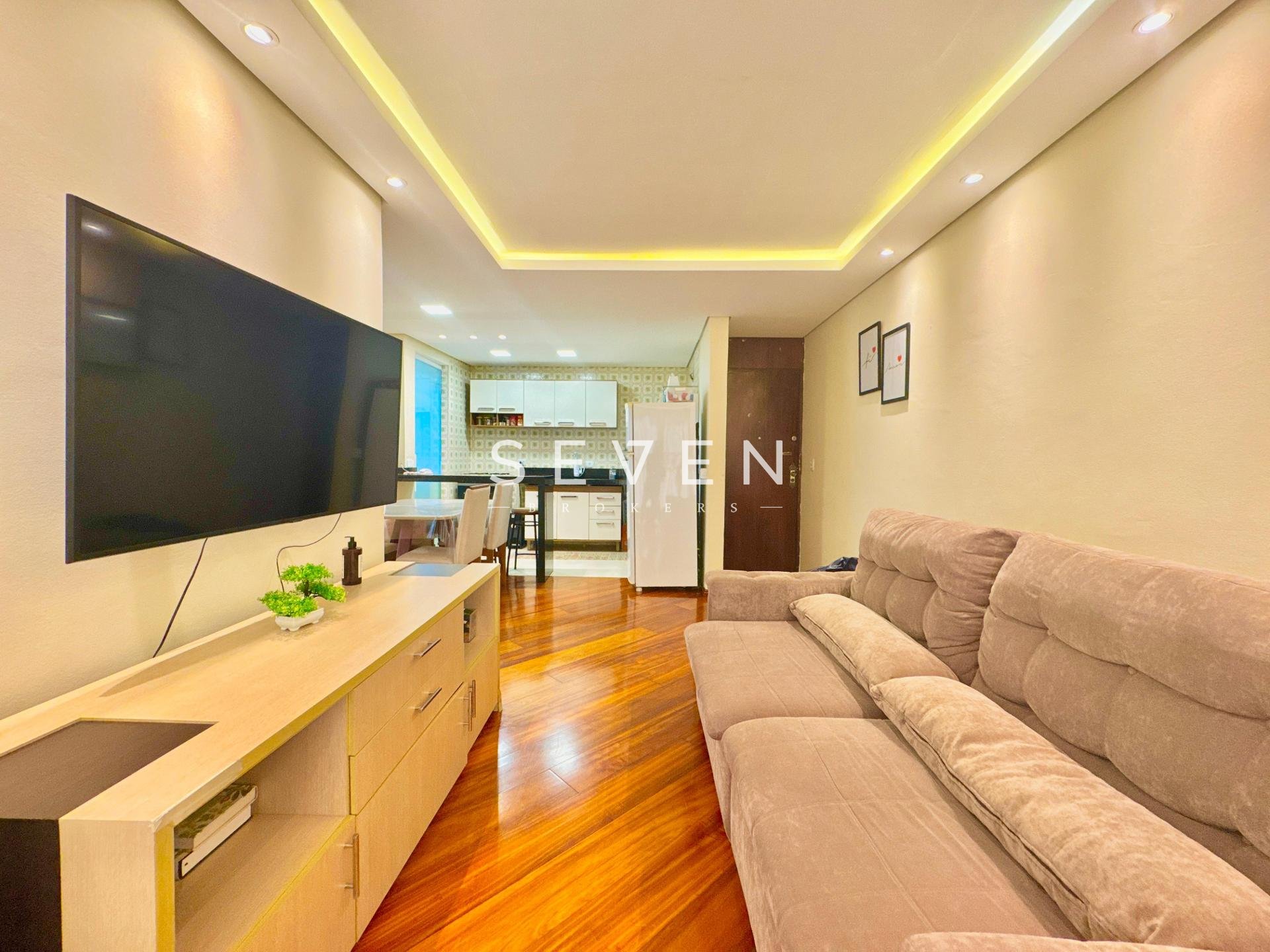 Apartamento à venda, novo mundo, possui 1 suíte, 65 m  CURITIB...