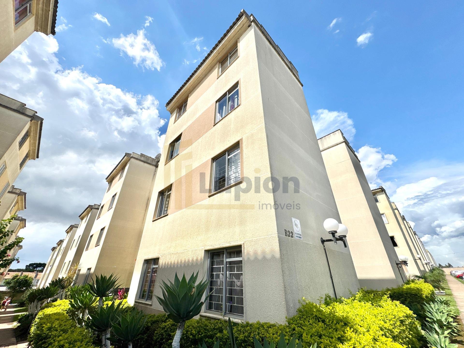 Apartamento à venda, sítio cercado,  Rua Alexandre Glenski CUR...