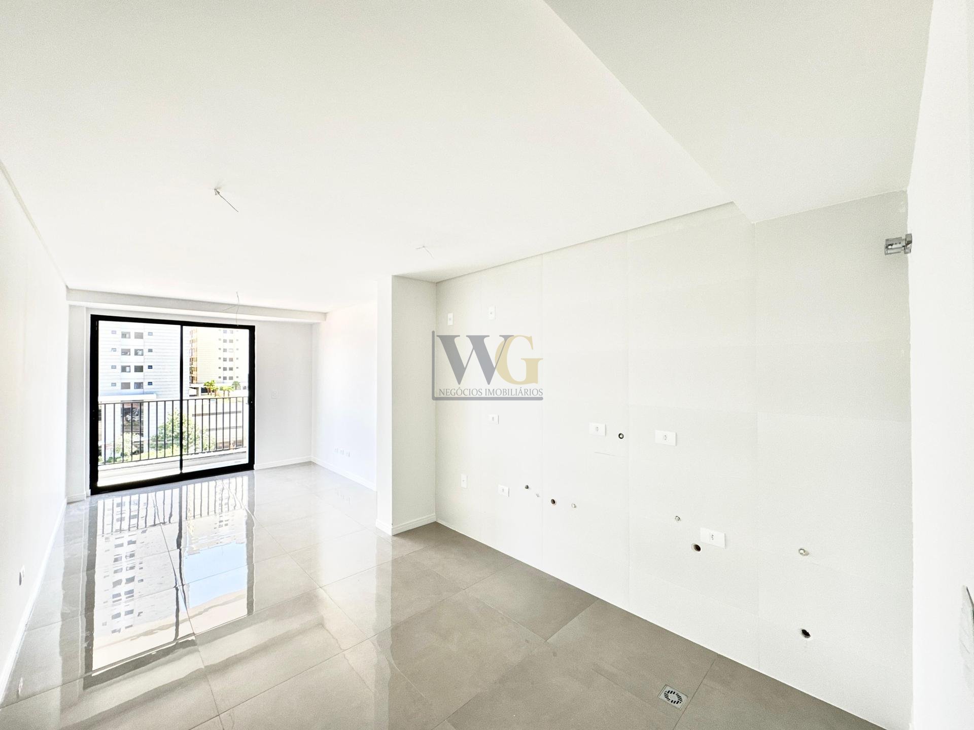 Apartamento com 2 dormitórios à venda, capão raso, CURITIBA - PR