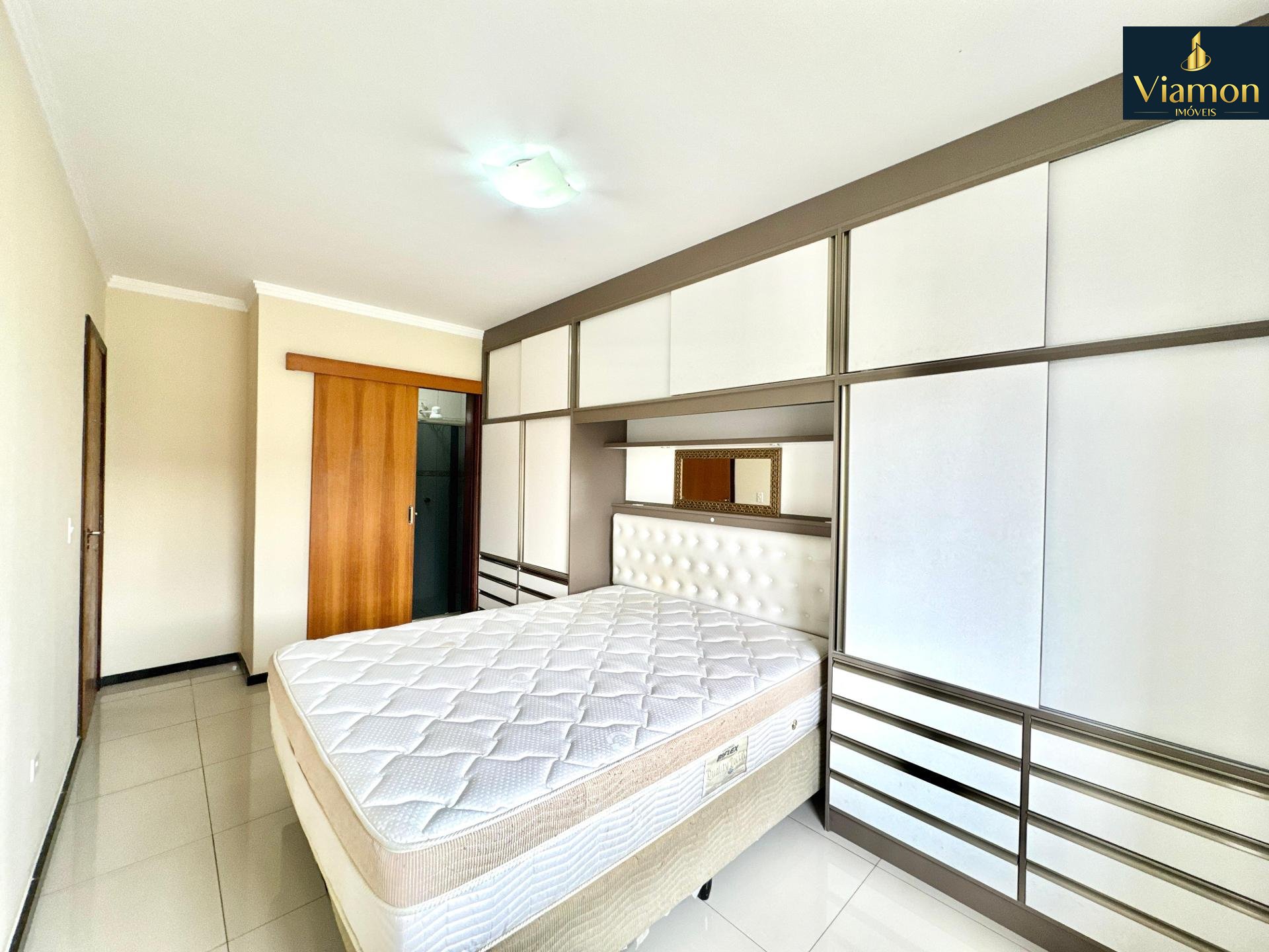 Sobrado com 3 dormitórios à venda, pinheirinho, CURITIBA - PR
