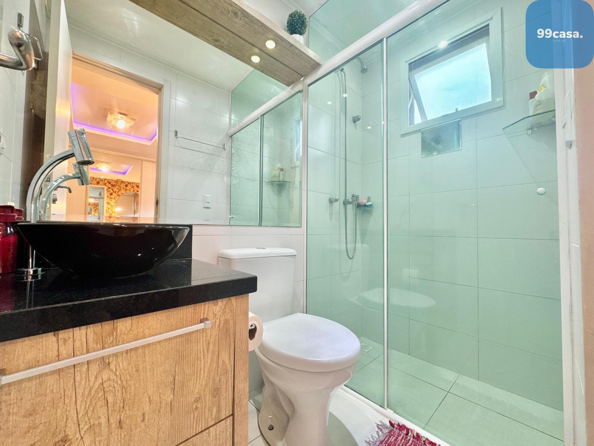 Apartamennto a venda PINHEIRINHO, porteira fechada 