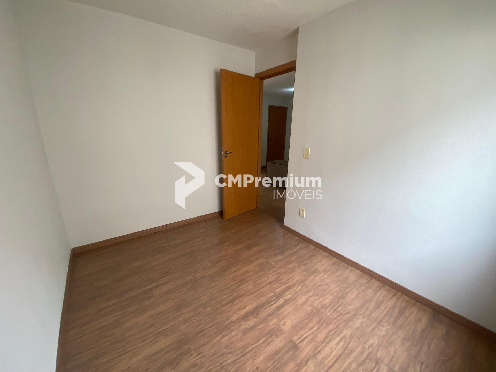 Apartamento com 2 dormitórios à venda, Pinheirinho, CURITIBA - PR