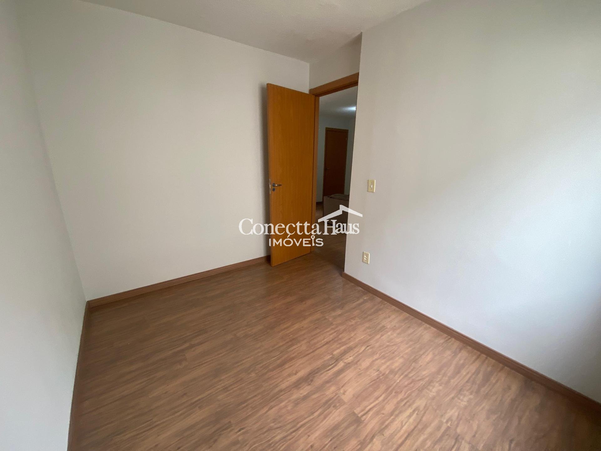 Apartamento com 2 dormitórios à venda, Pinheirinho, CURITIBA - PR