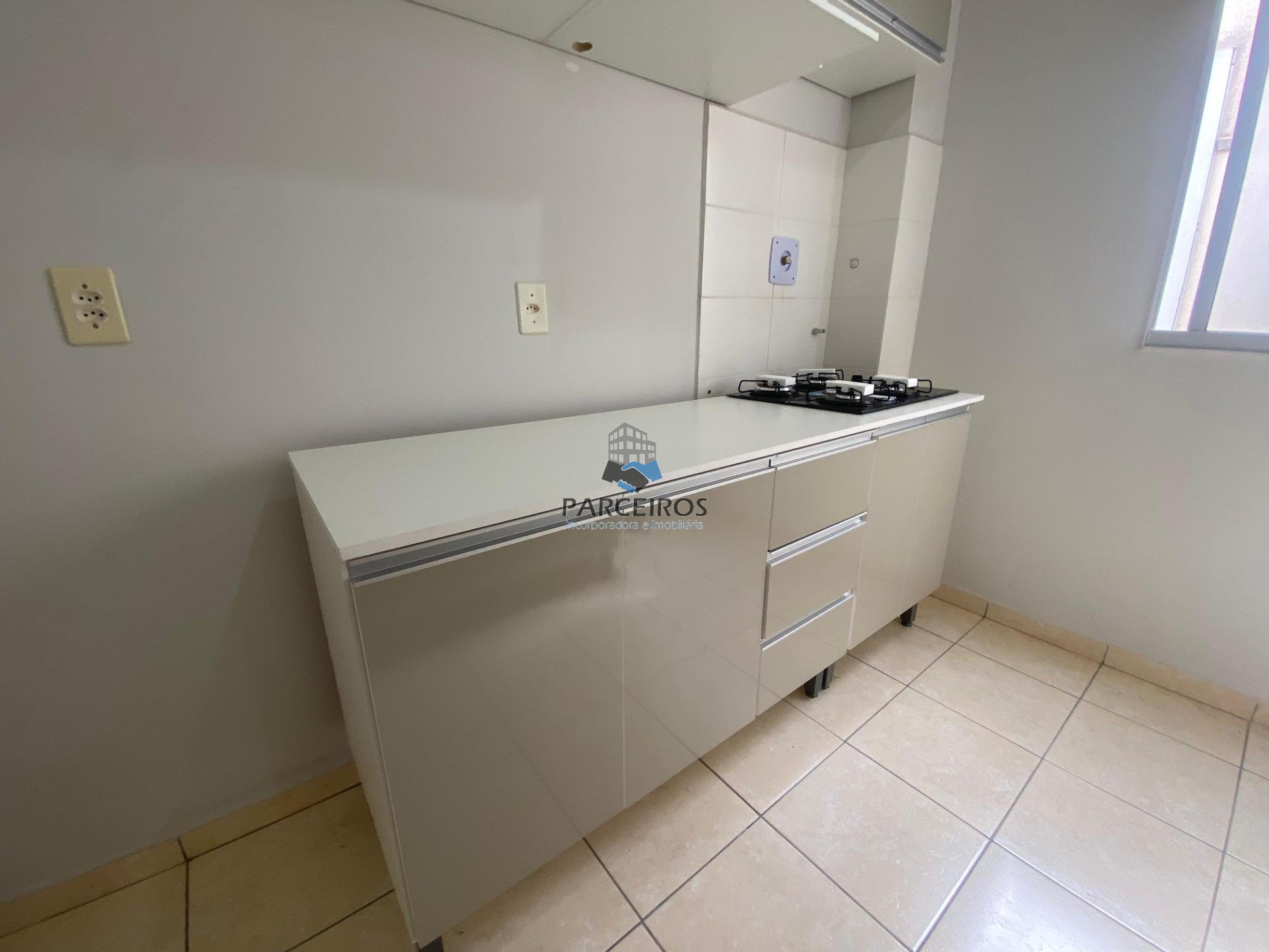 Apartamento com 2 dormitórios à venda, Pinheirinho, CURITIBA - PR