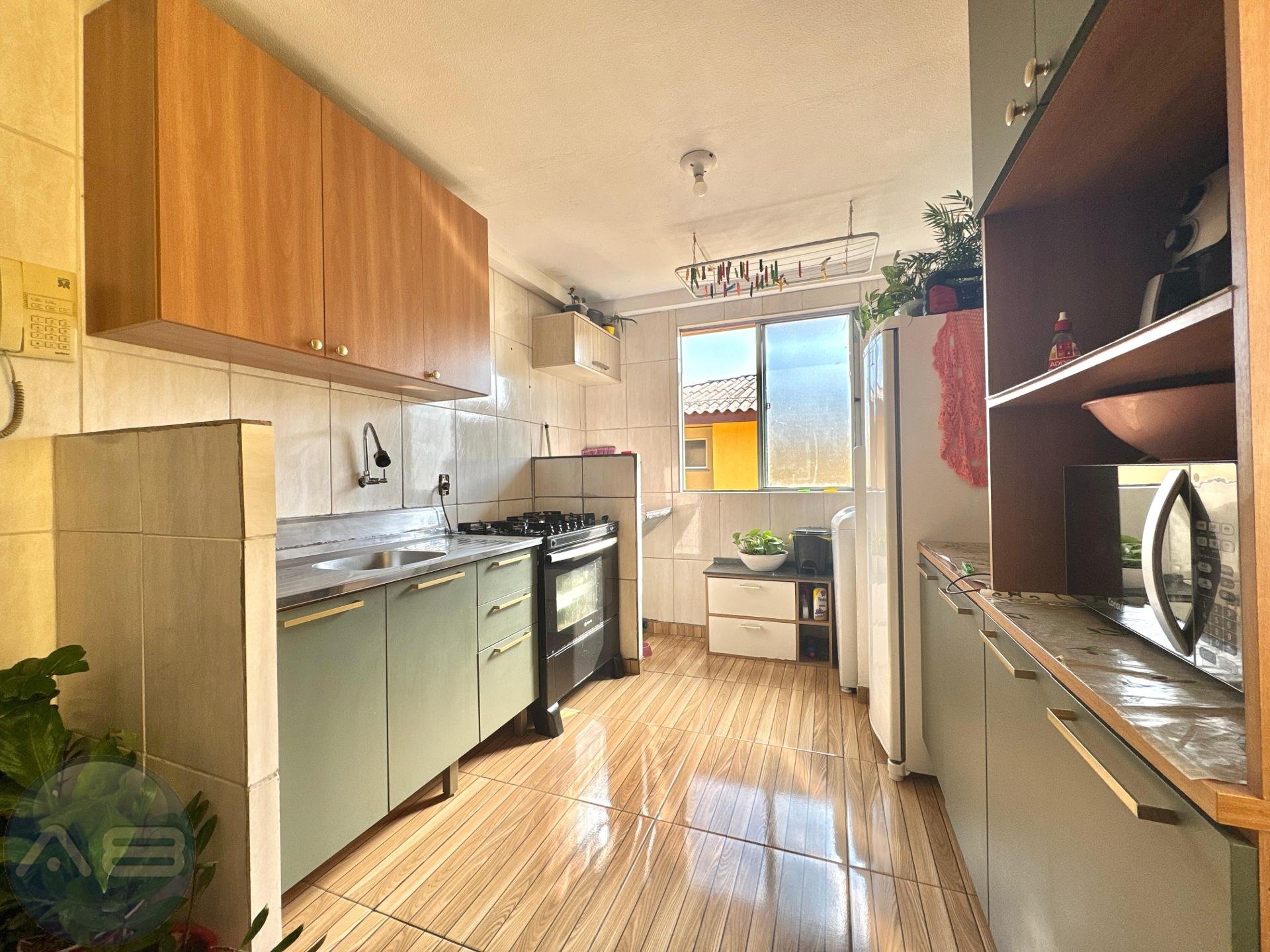 Apartamento à venda, sítio cercado, 2 dormitórios, 4° andar CU...