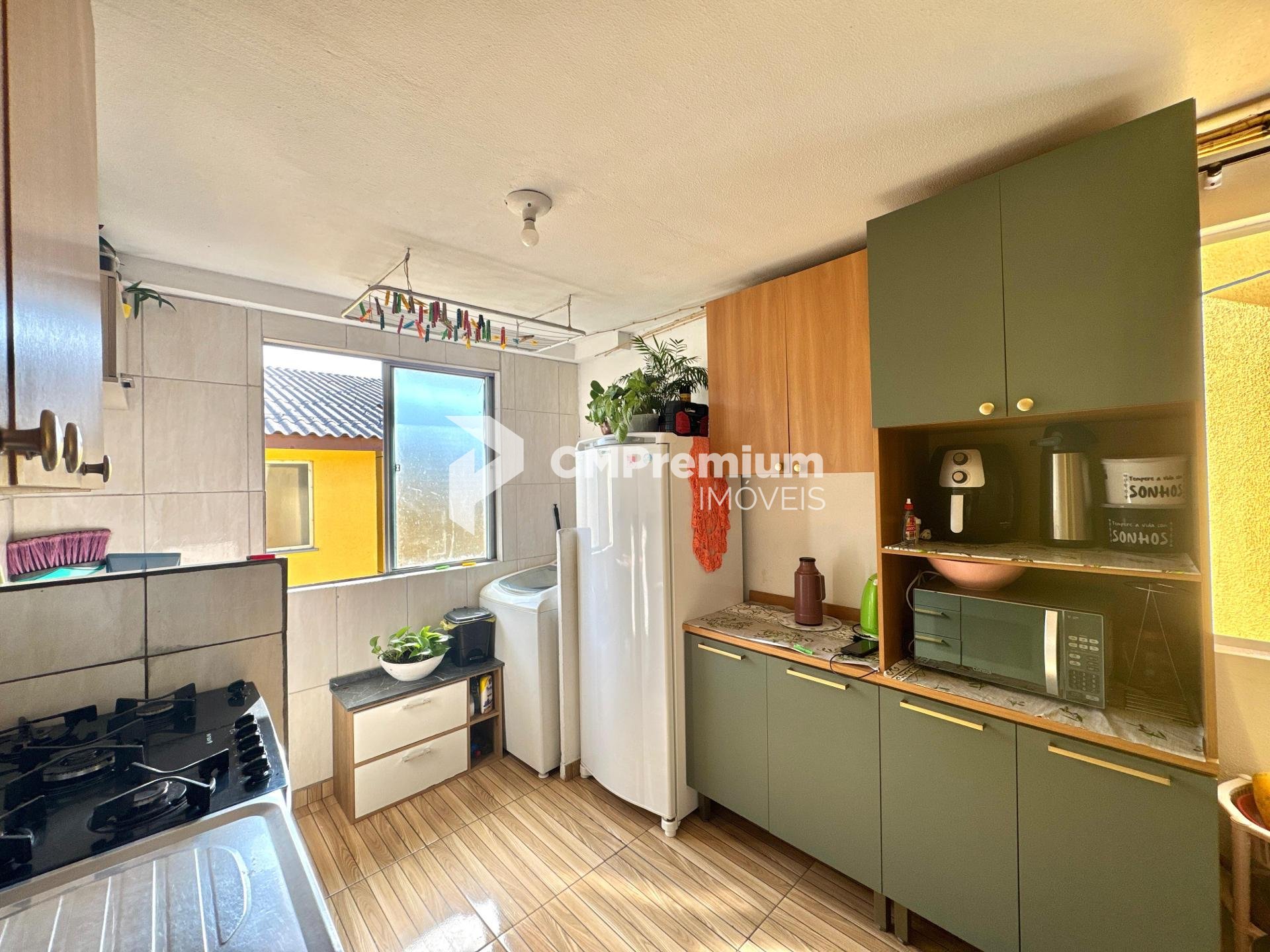 Apartamento à venda, sítio cercado, 2 dormitórios, 4° andar CU...