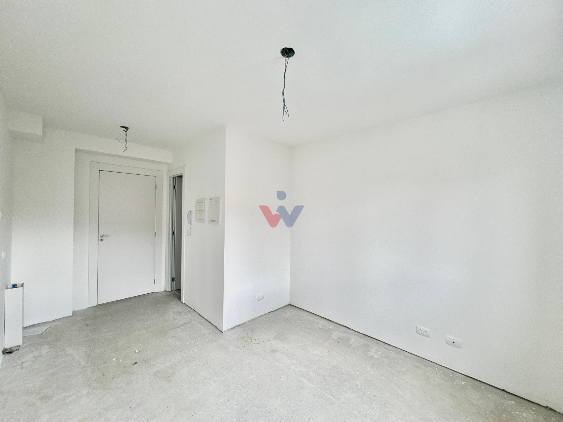 Studio com 1 dormitório à venda, no Bairro Portão, CURITIBA - PR