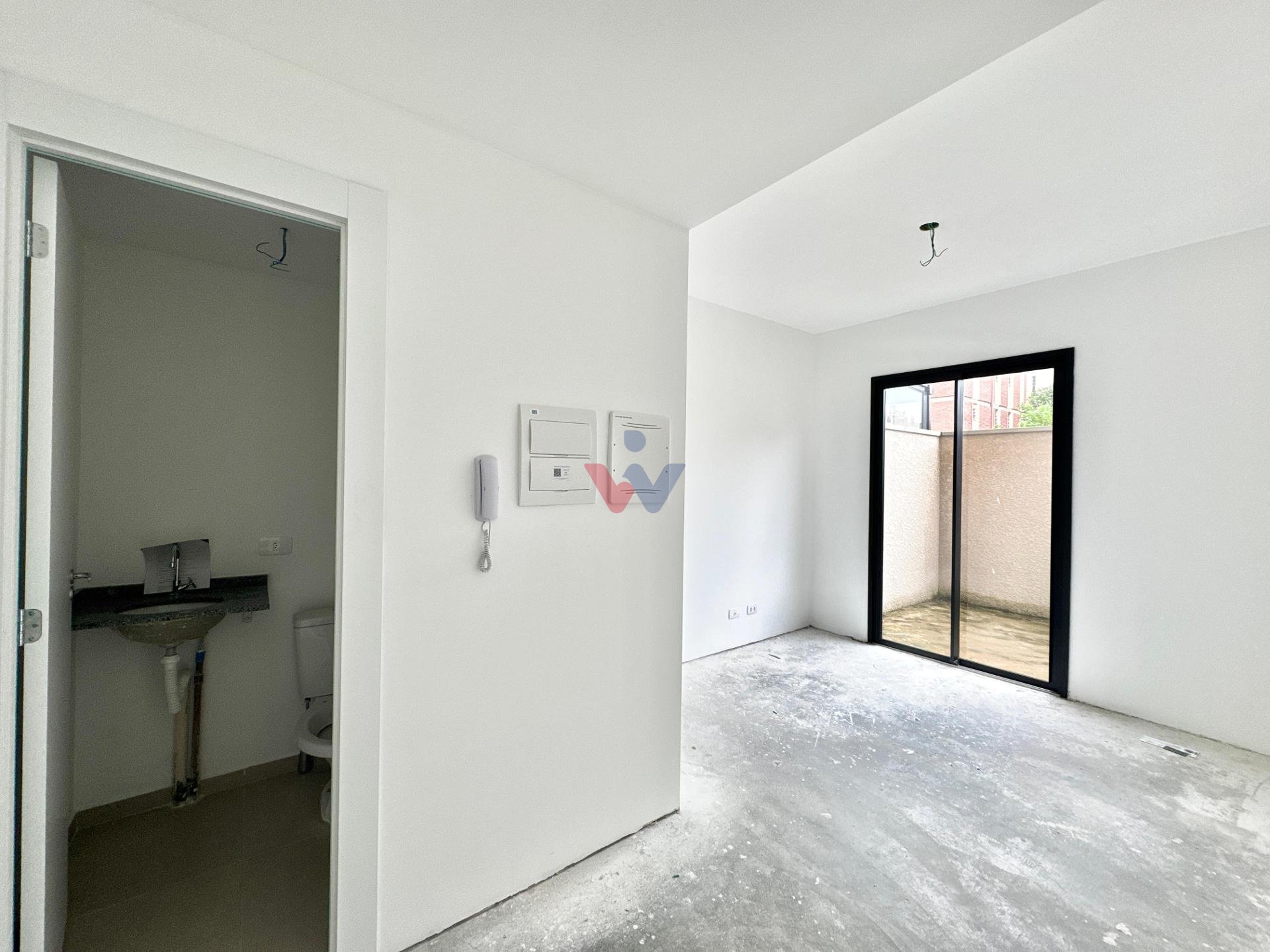 Studio com 1 dormitório à venda, no Bairro Portão, CURITIBA - PR