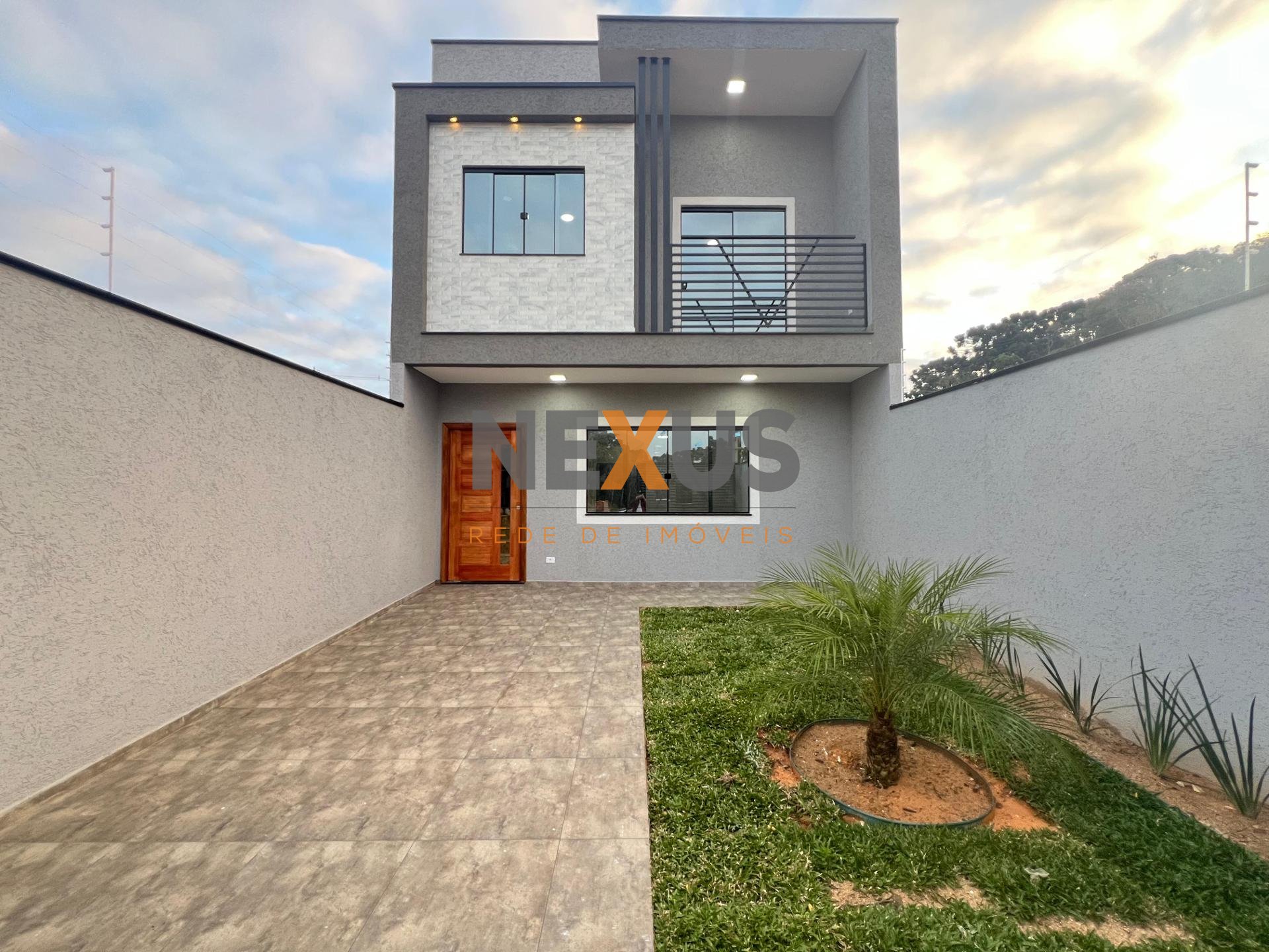 Sobrado alto Padrão à venda, bairro Nações, FAZENDA RIO GRANDE...