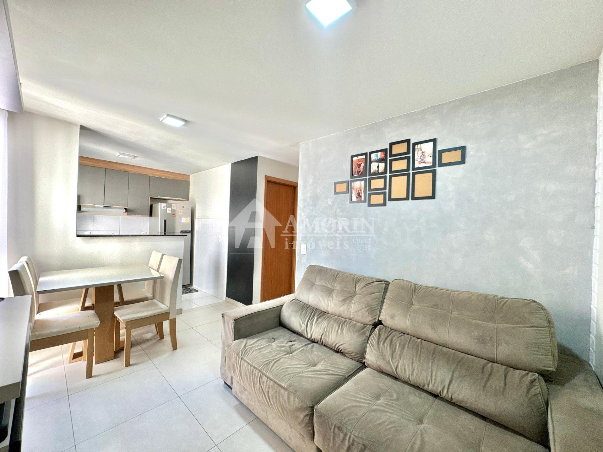 Apartamento à venda, com Cozinha e quarto Planejados, ARAUCARI...