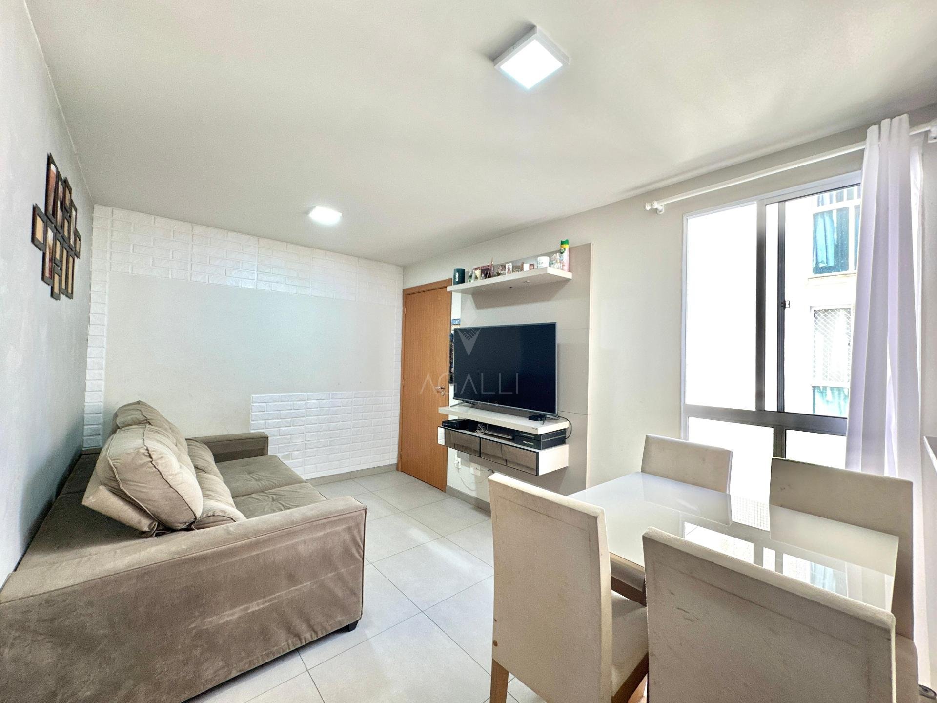 Apartamento à venda, com Cozinha e quarto Planejados, ARAUCARI...