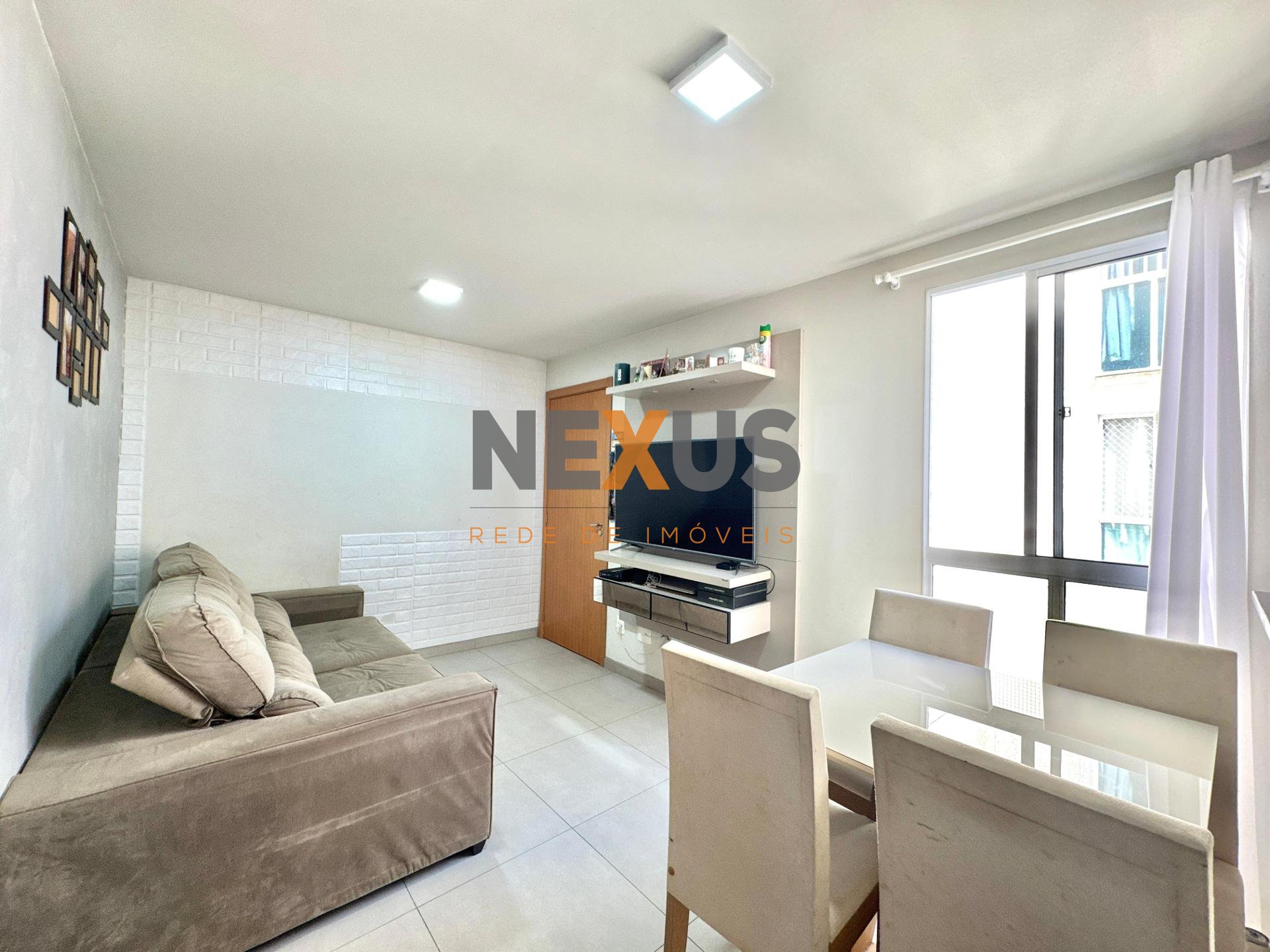 Apartamento à venda, com Cozinha e quarto Planejados, ARAUCARI...