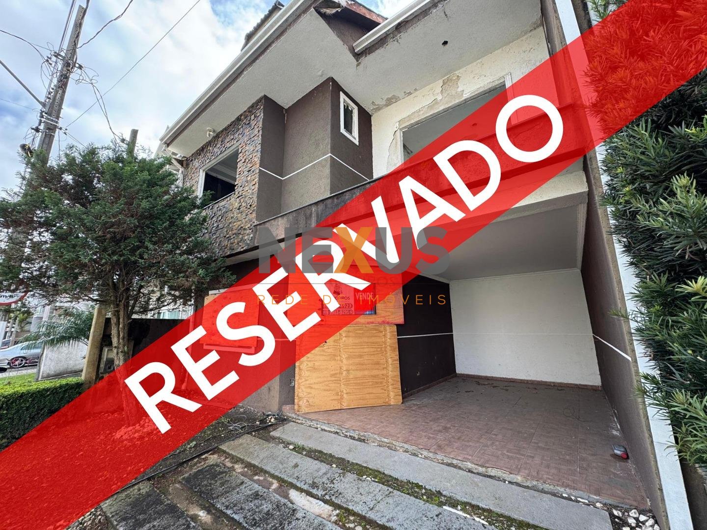 Sobrado à venda em condomínio, Pinheirinho, CURITIBA - PR