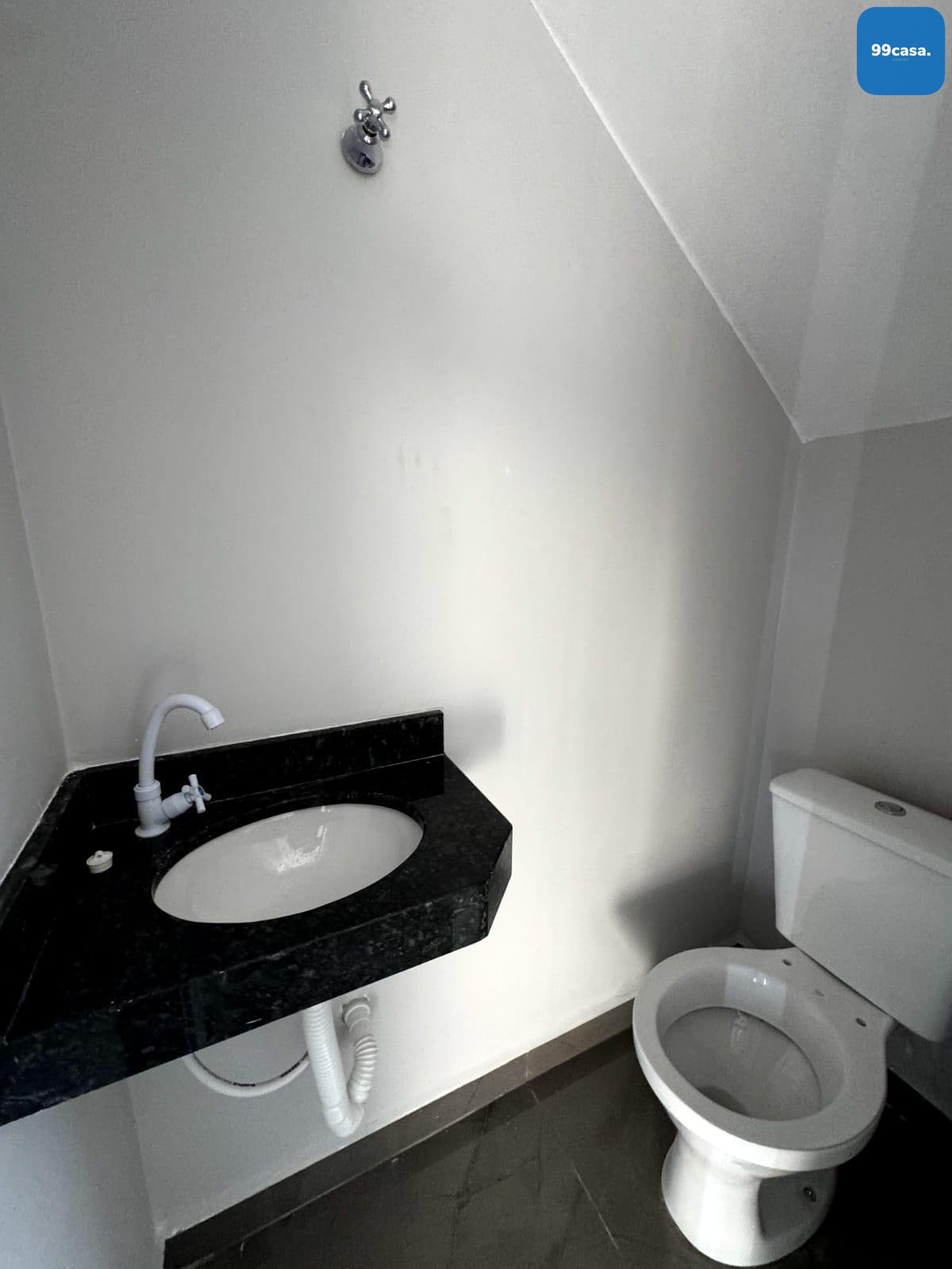 Sobrado à venda, com 3 quartos localizado no Umbará, CURITIBA ...