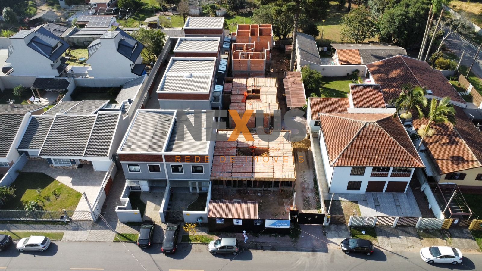 Sobrado com 3 dormitórios à venda, 127 m  - XAXIM - Curitiba PR