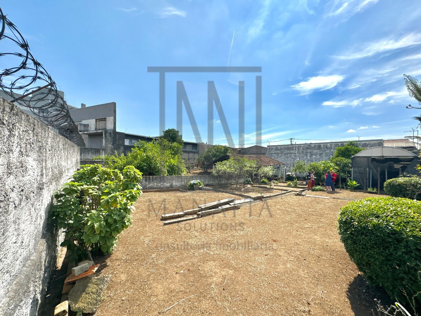 Terreno à venda,380.00 m , no Bairro Pinheirinho, CURITIBA - PR