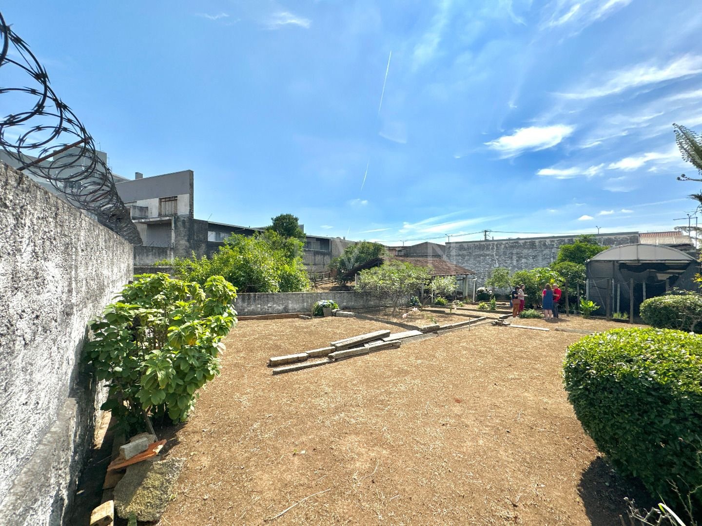 Terreno à venda,380.00 m , no Bairro Pinheirinho, CURITIBA - PR