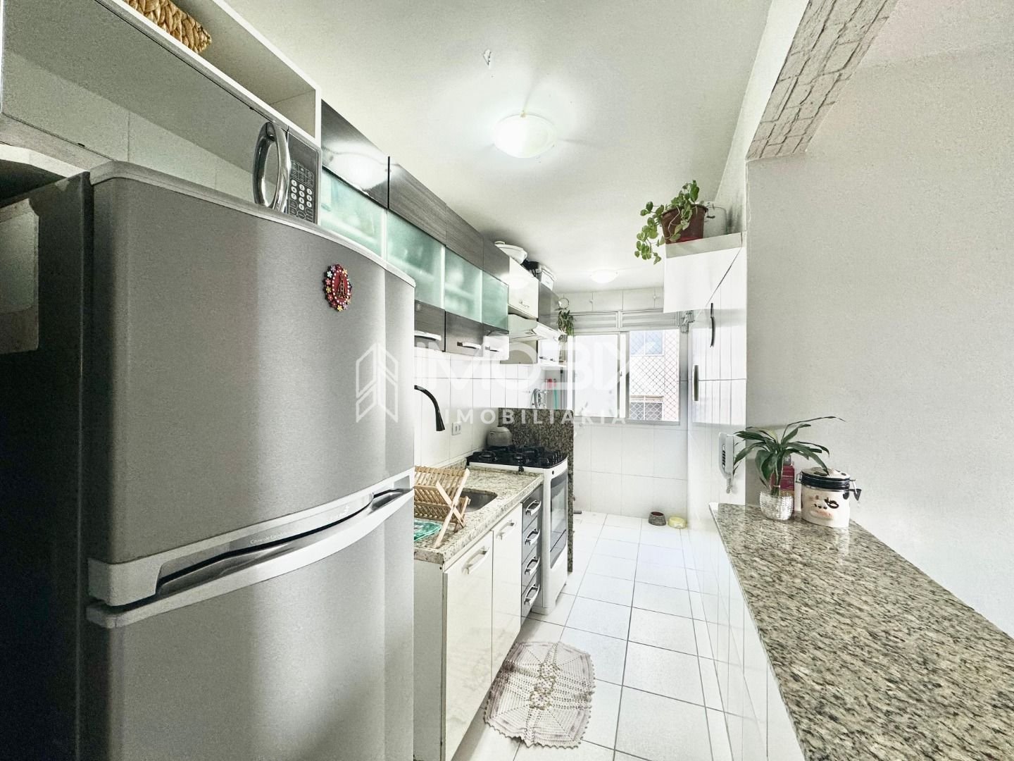 Apartamento com 2 dormitórios à venda, 46 m  por R  310.000,00...