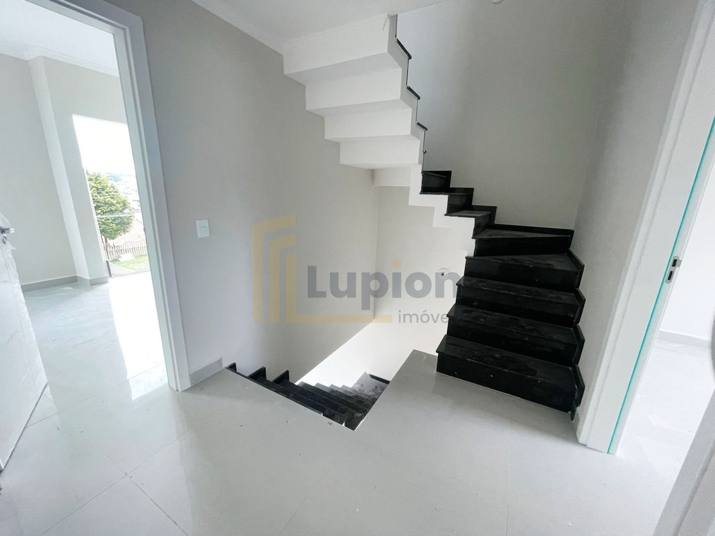 Sobrado com 4 dormitórios à venda,150.00 m , xaxim, CURITIBA - PR