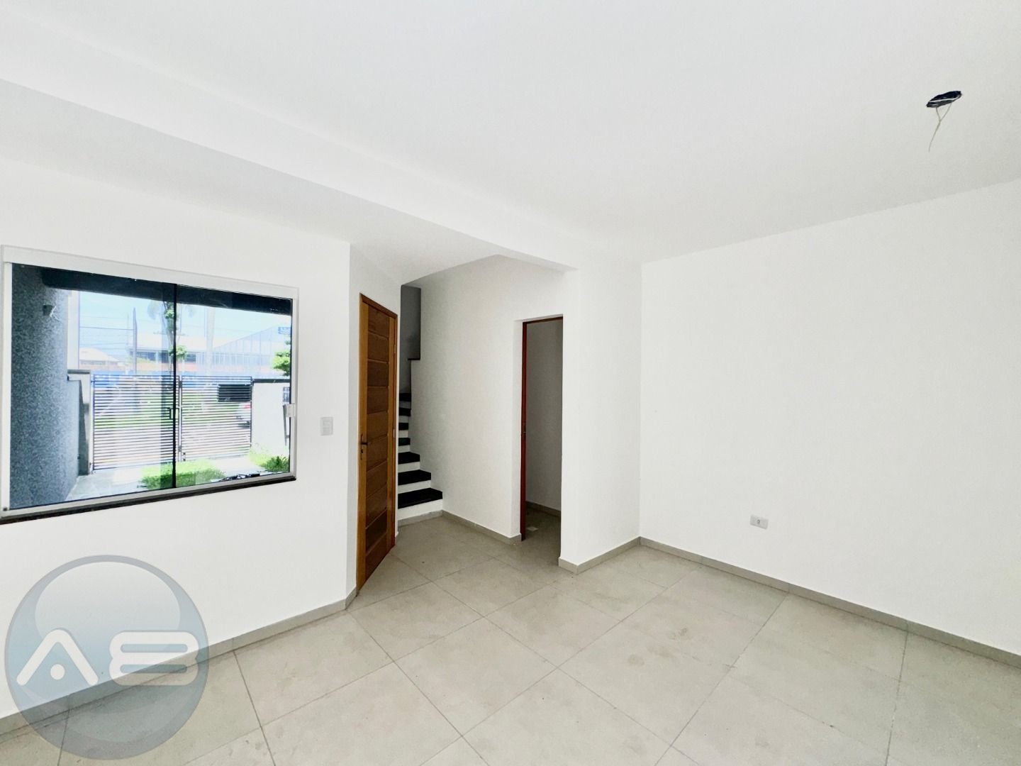 Sobrado com 3 dormitórios à venda,70.00 m , sítio cercado, CUR...