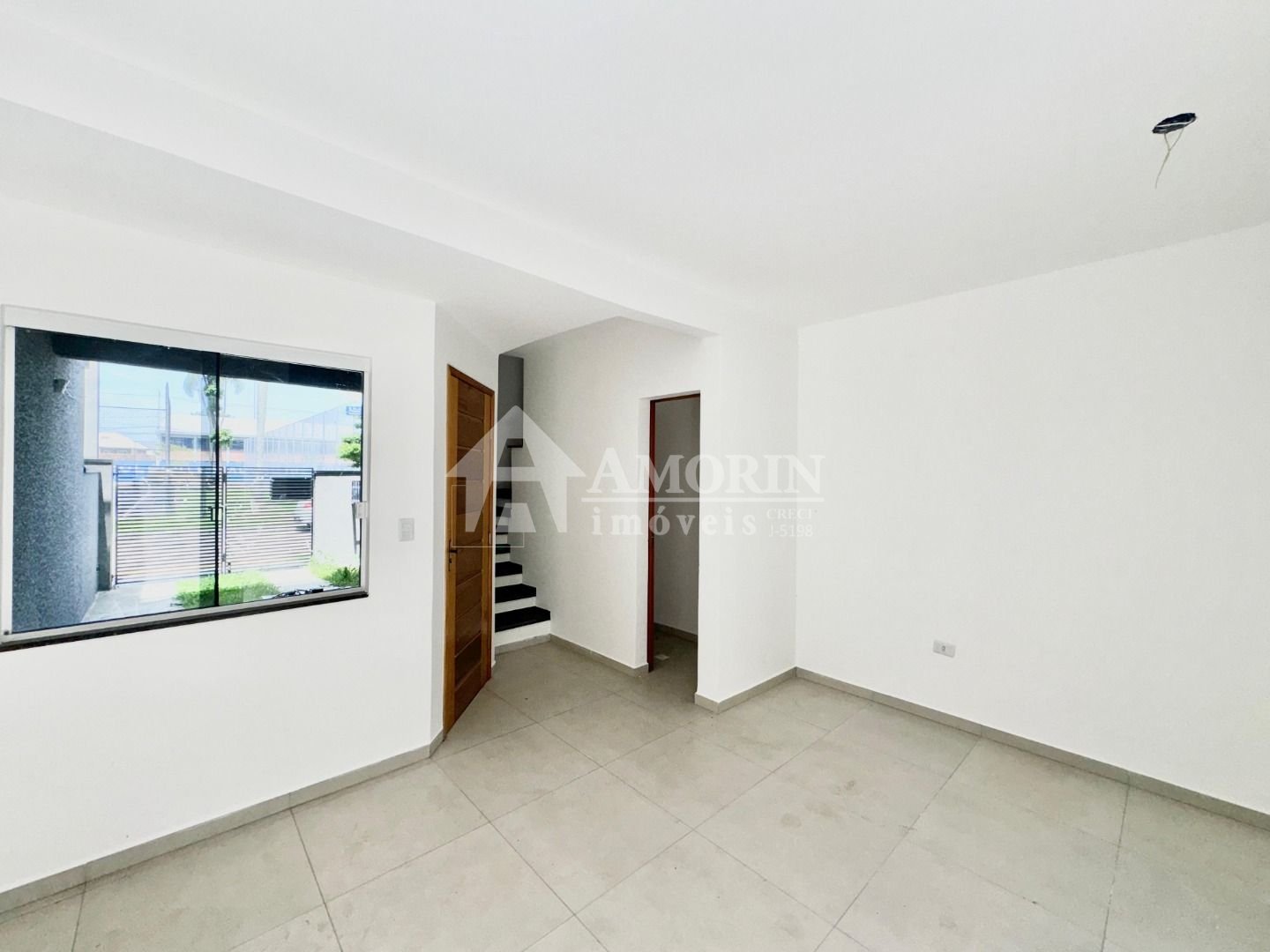 Sobrado com 3 dormitórios à venda,70.00 m , sítio cercado, CUR...