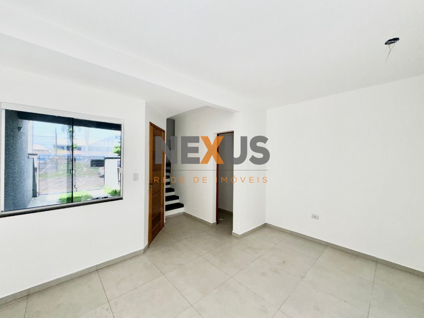 Sobrado com 3 dormitórios à venda,70.00 m , sítio cercado, CUR...