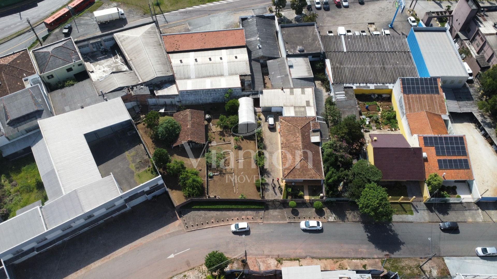 Terreno à venda,380.00 m , no Bairro Pinheirinho, CURITIBA - PR