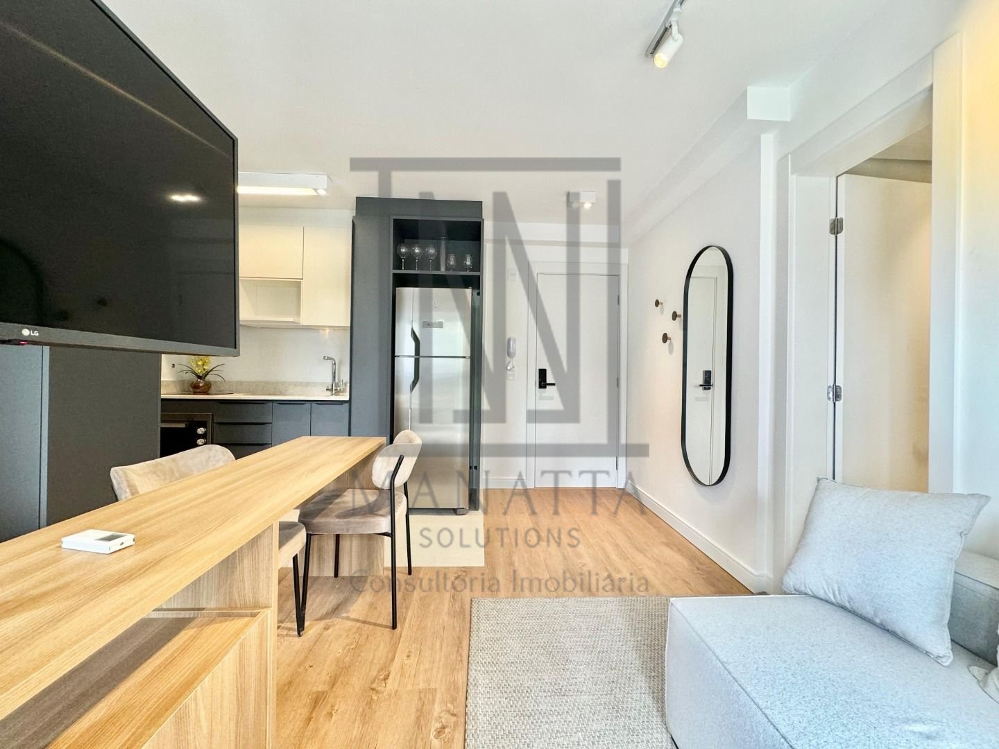 Apartamento com 1 dormitório à venda,33.00 m , Mercês, CURITIB...