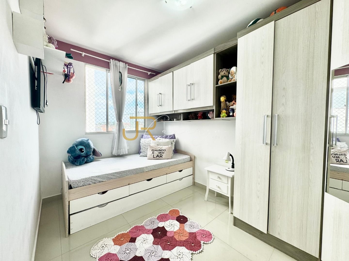 Apartamento com 2 dormitórios à venda, 46 m  por R  310.000,00...