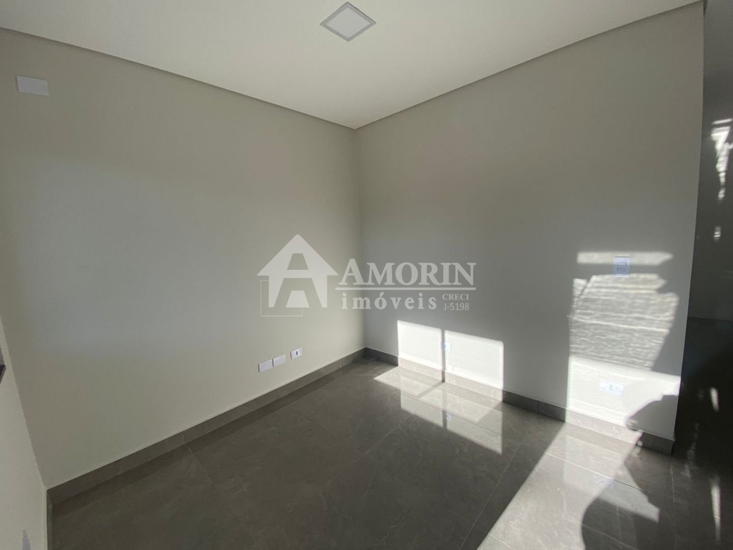 Sobrado com 3 dormitórios à venda, xaxim, CURITIBA - PR