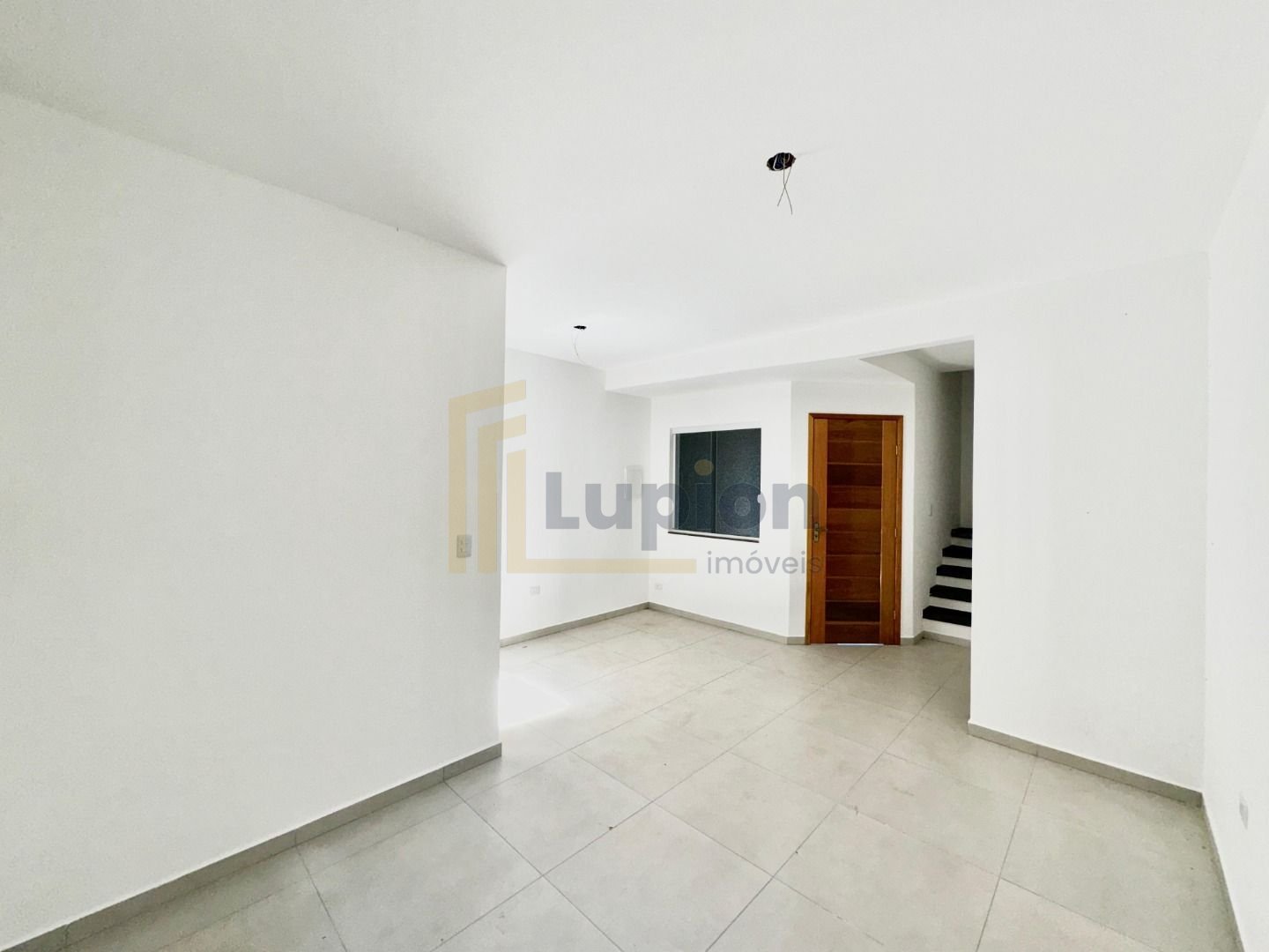 Sobrado com 3 dormitórios à venda,70.00 m , sítio cercado, CUR...