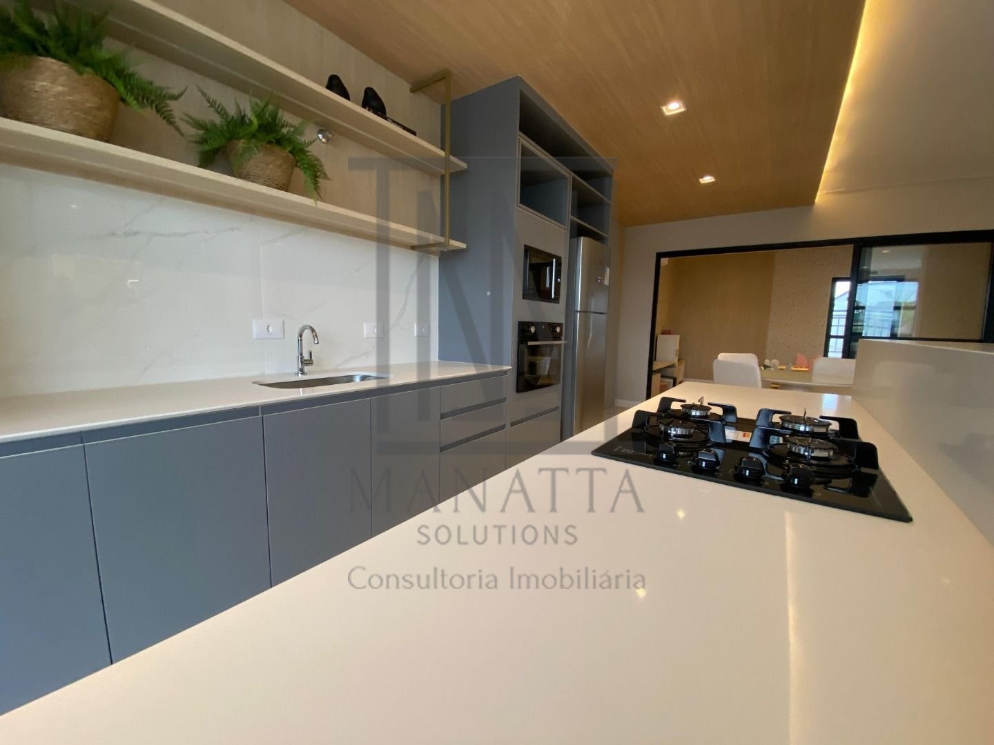 Apartamento com 2 dormitórios à venda,60.00 m , capão raso, CU...