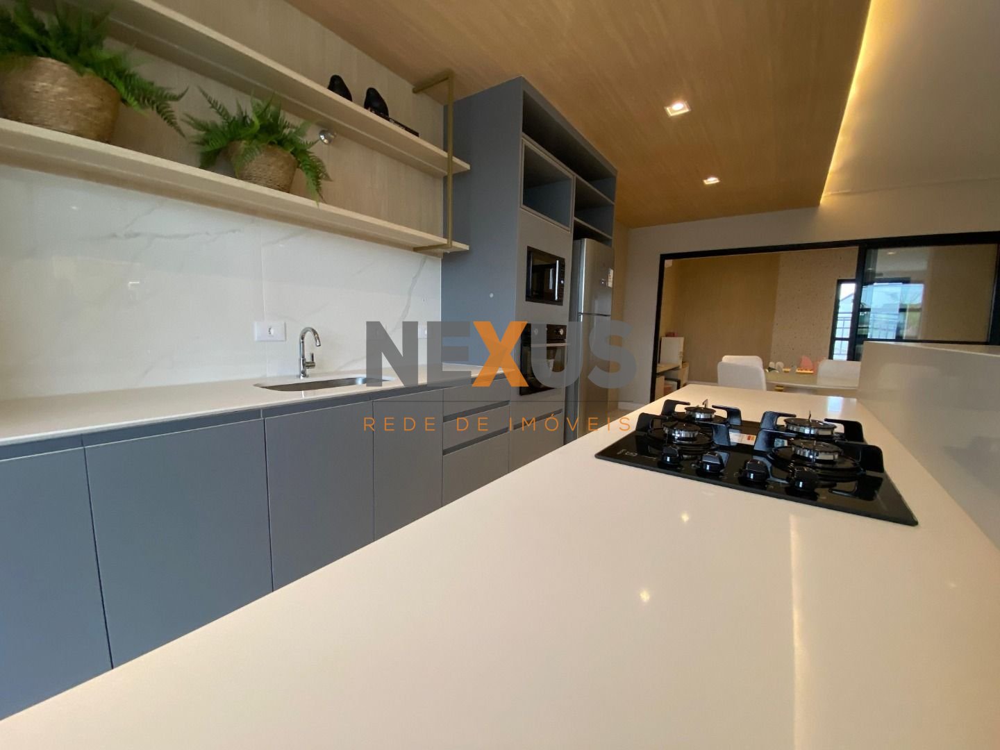 Apartamento com 2 dormitórios à venda,60.00 m , capão raso, CU...
