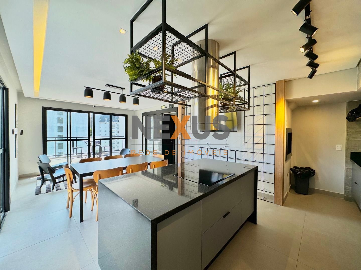 Apartamento com 1 dormitório à venda,33.00 m , Mercês, CURITIB...
