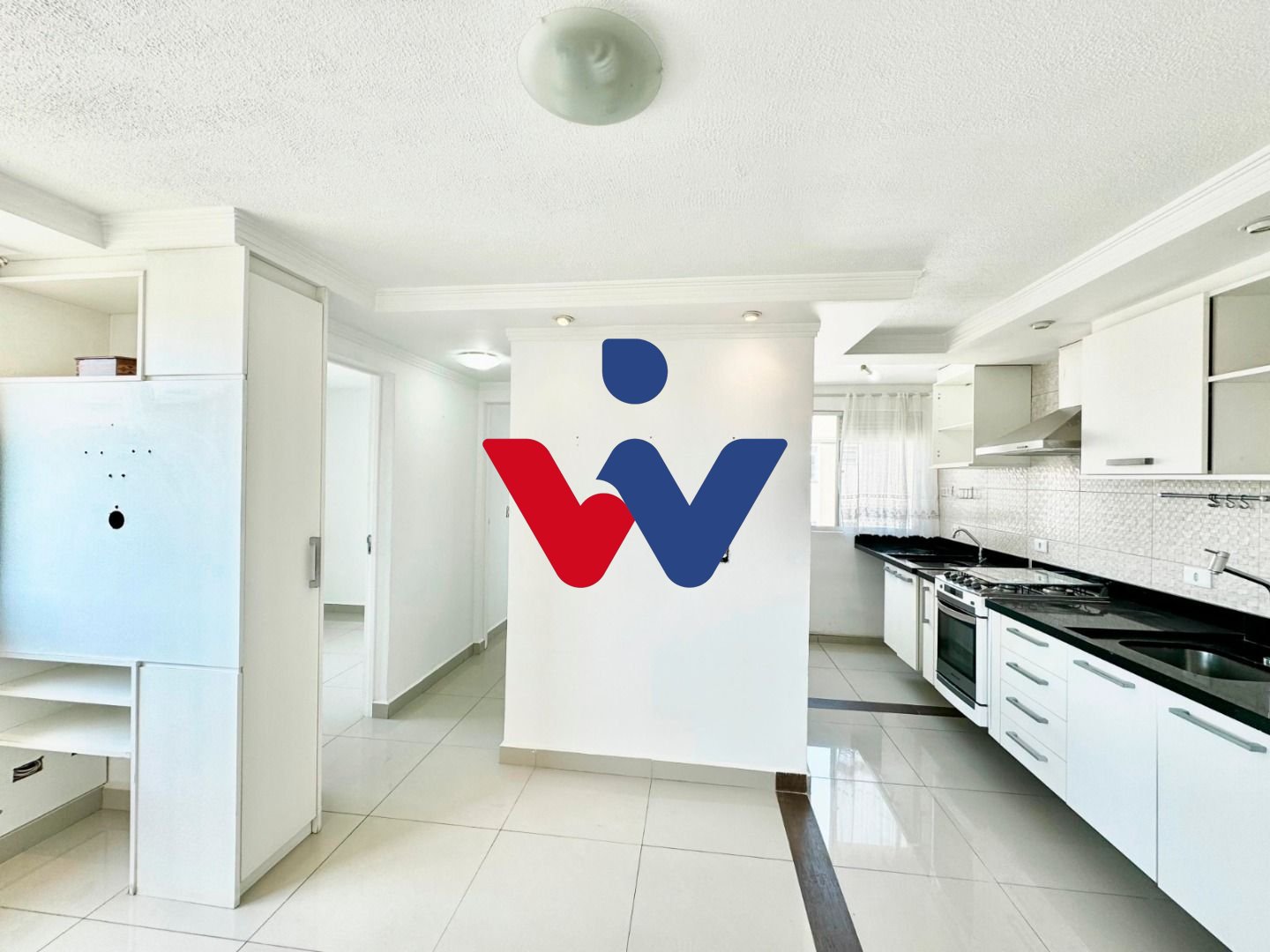 Apartamento a venda no Sítio Cercado | 2 dormitórios | Cozinha...