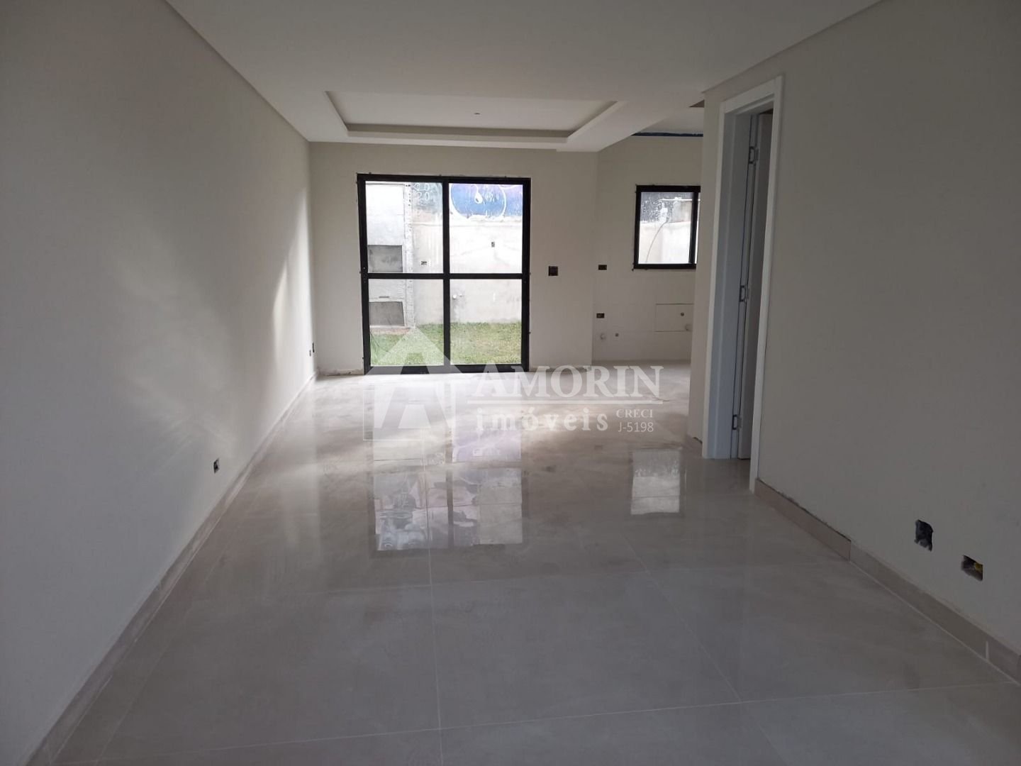 Amplo Apartamento de 2 quartos no Xaxim, oportunidade ?nica    