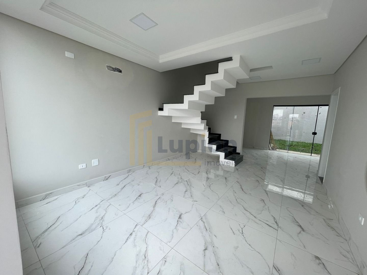 Sobrado com 4 dormitórios à venda,150.00 m , xaxim, CURITIBA - PR