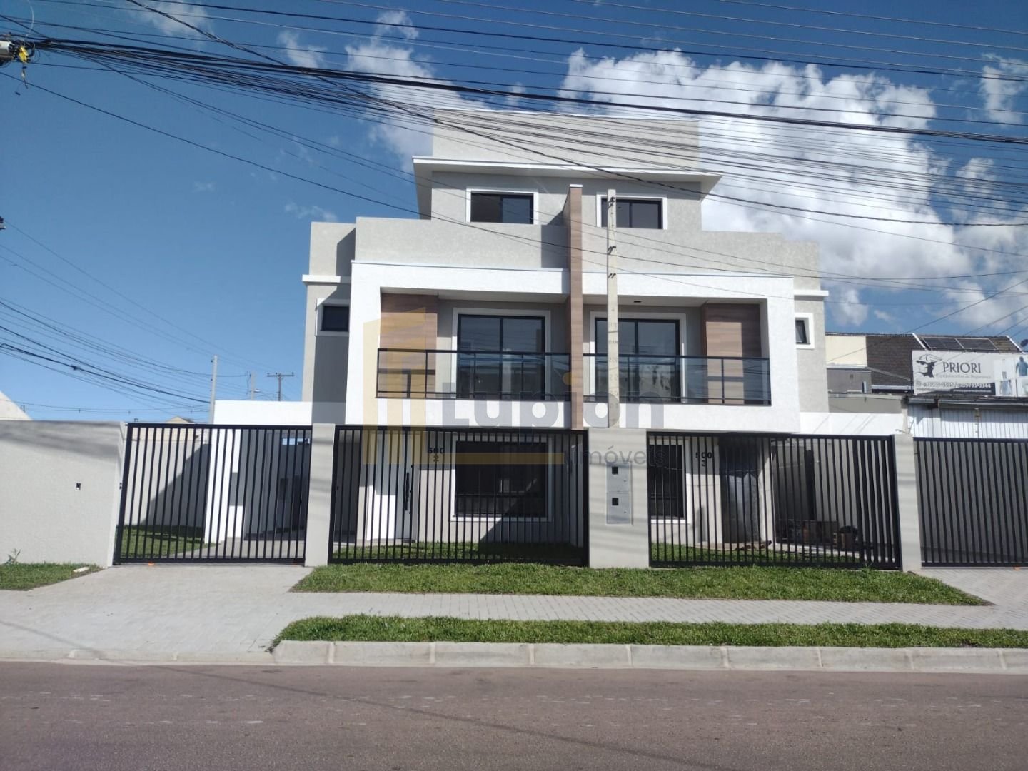Sobrado com 3 dormitórios à venda,120.00 m , pinheirinho, CURI...