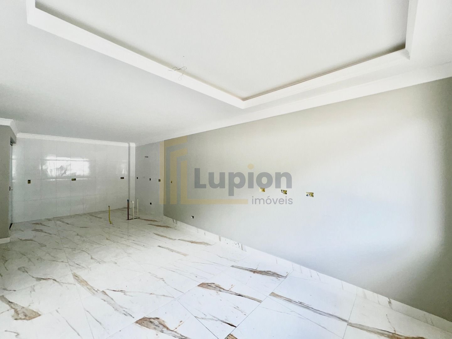 Triplex com terraço próximo a Nicolla Pellanda 