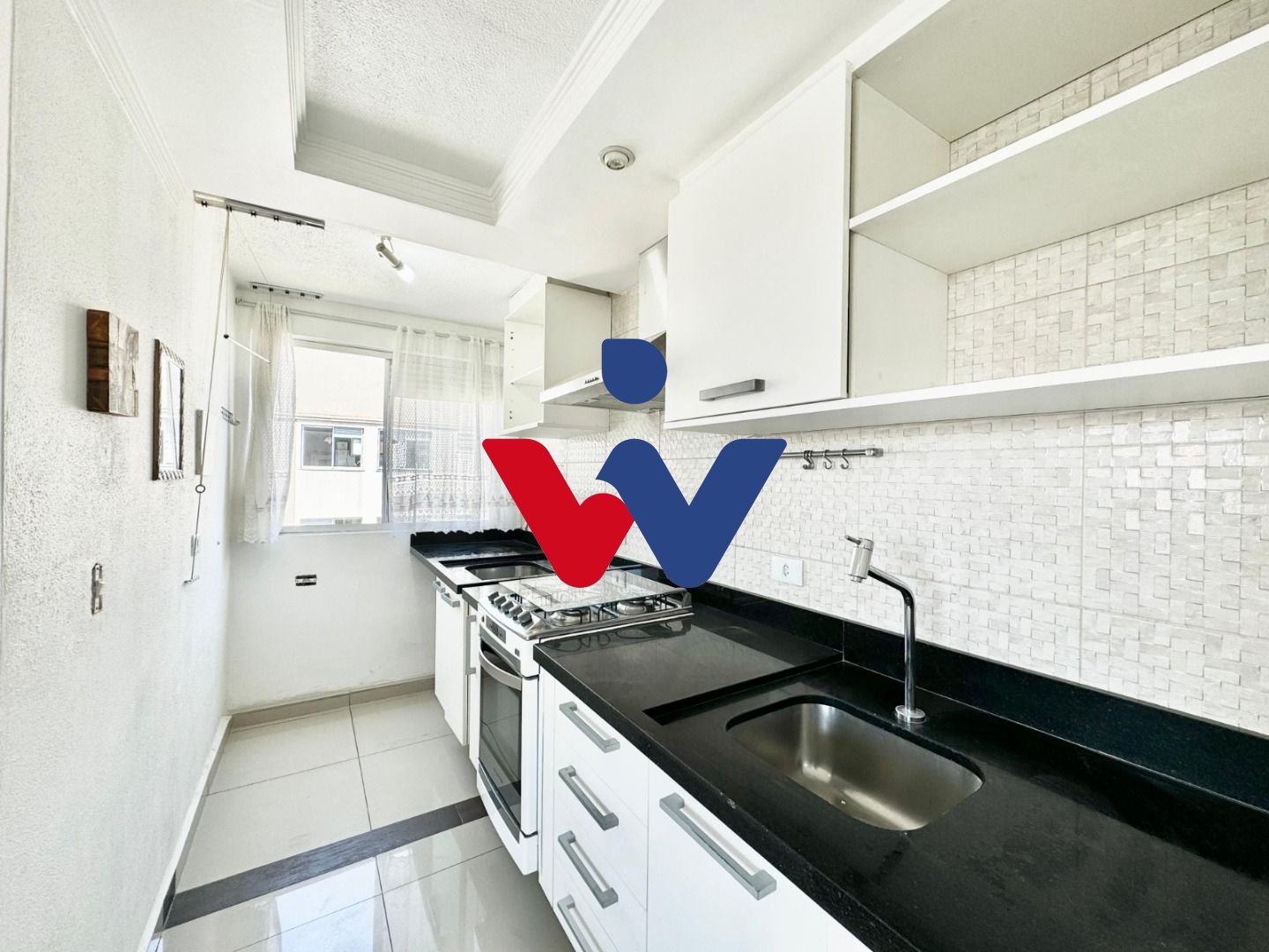 Apartamento a venda no Sítio Cercado | 2 dormitórios | Cozinha...